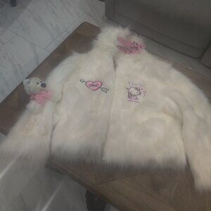13DE MARZO Hello Kitty Bear  jacket size L New oversized